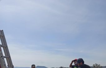 Realizan vecinos organizados jornada de limpieza en tiradero clandestino